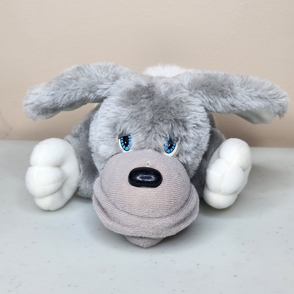 1991 Playskool Lil Pooches Reggie Dog Plush